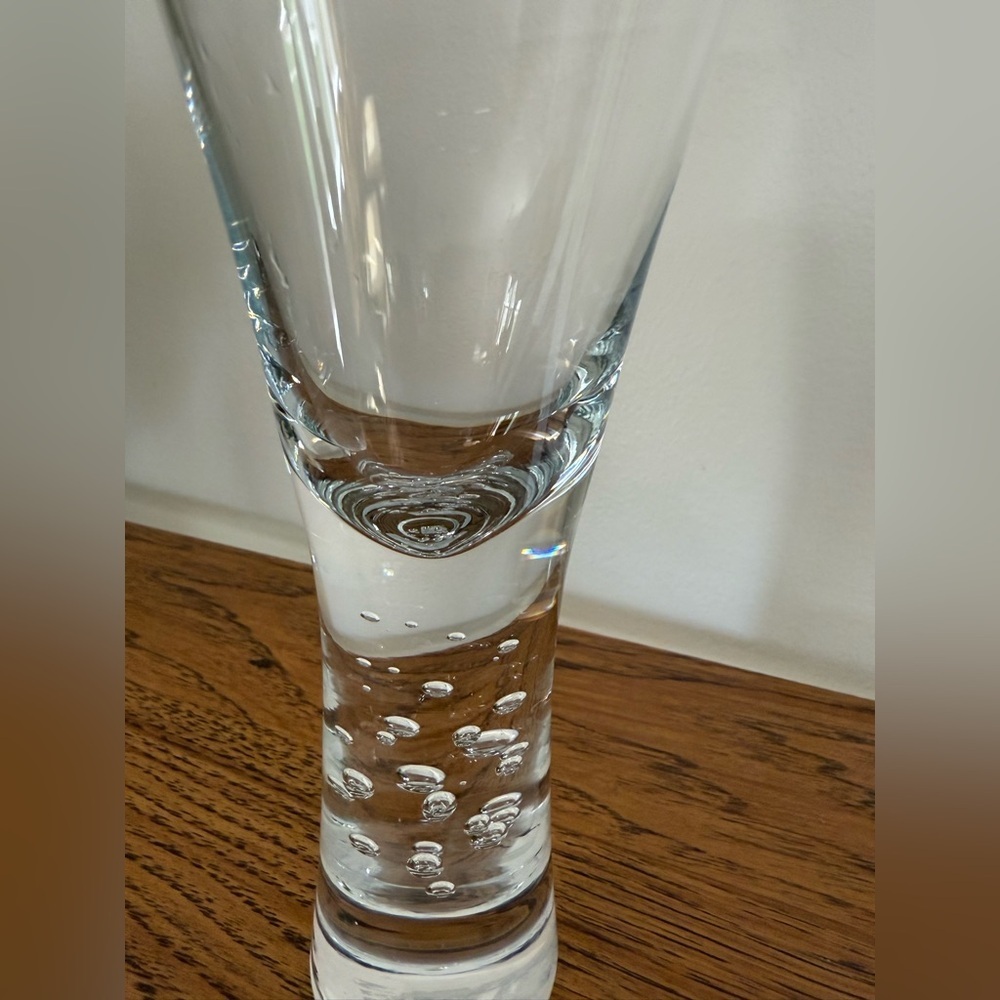 Crate & Barrel Krosno Verve Wine Glass Controlled Bubbles 10 OZ - Picture 2 of 8